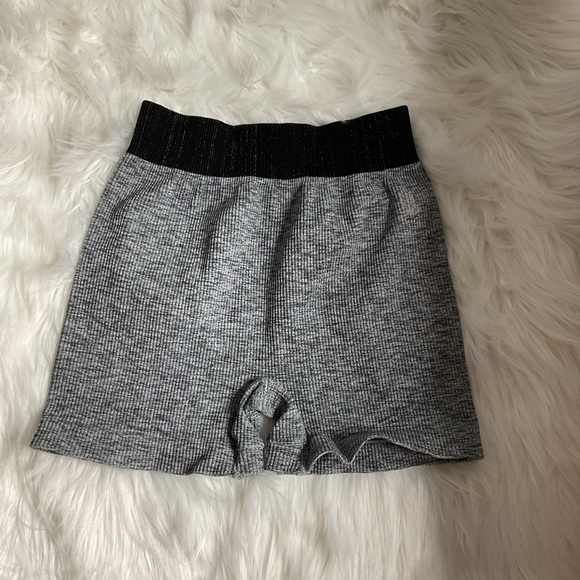 Free People Prajna Short in Heather Grey - Picture 8 of 9